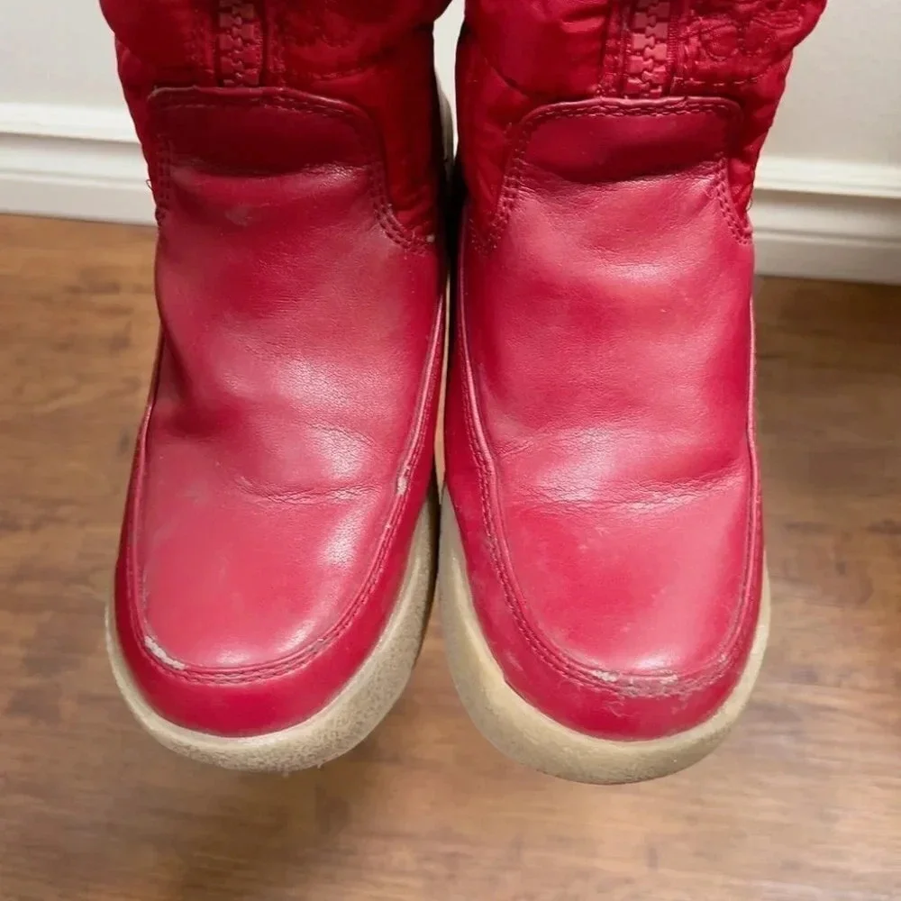 Juicy Couture Quilted Faux  Fur Snowflurry Lining Winter Wedge Boots